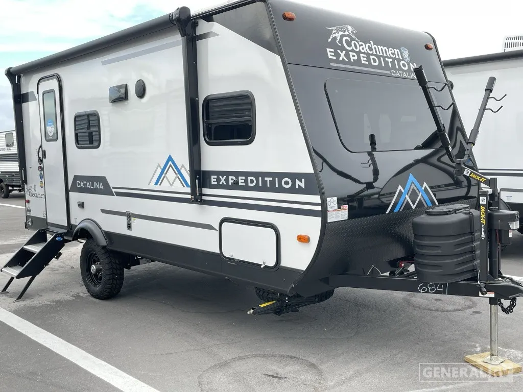 2024 Coachmen Catalina Expedition 192FQS - Photo 2