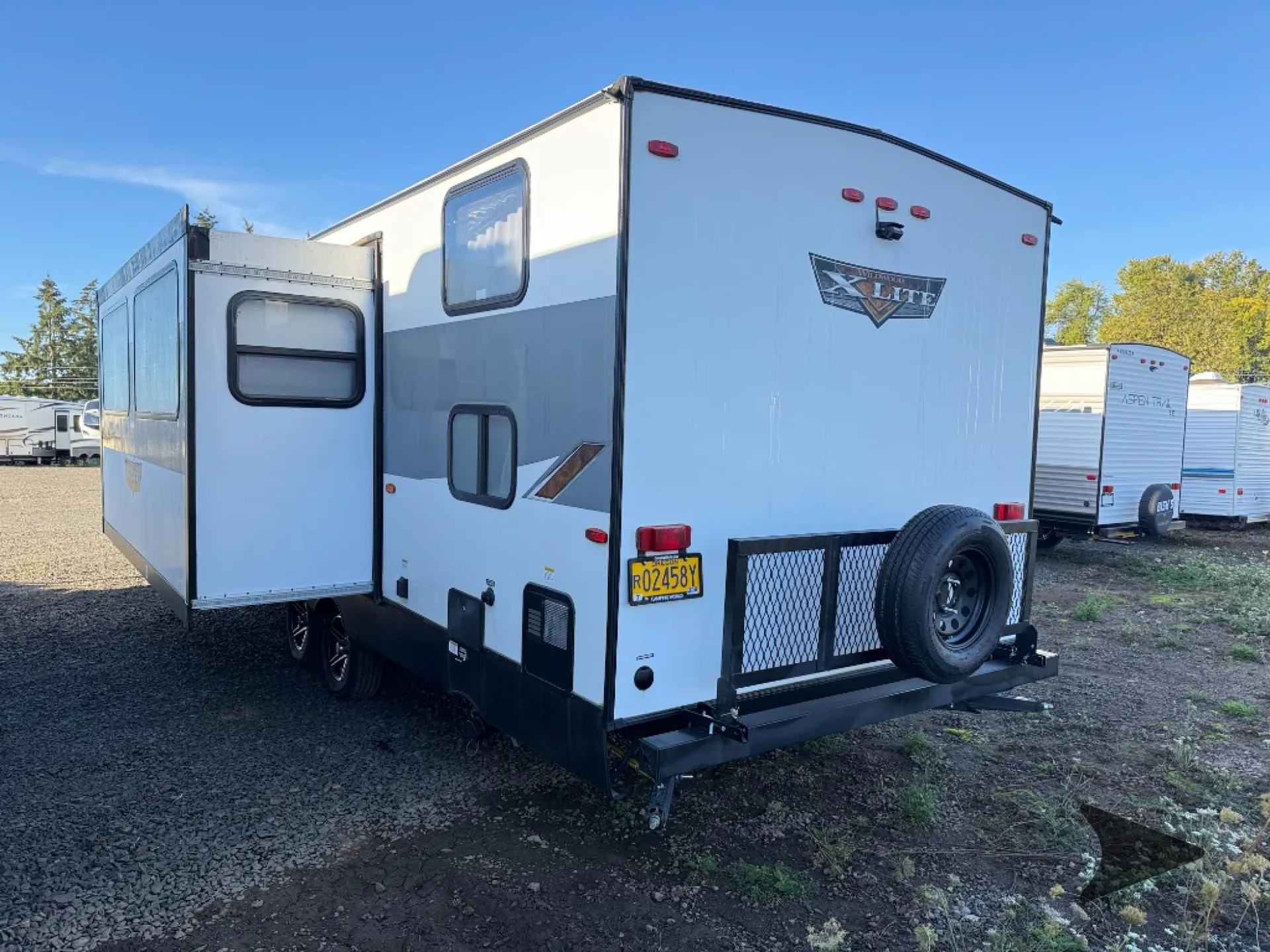 2023 Forest River Wildwood X-Lite 263BHXL — Photo 5