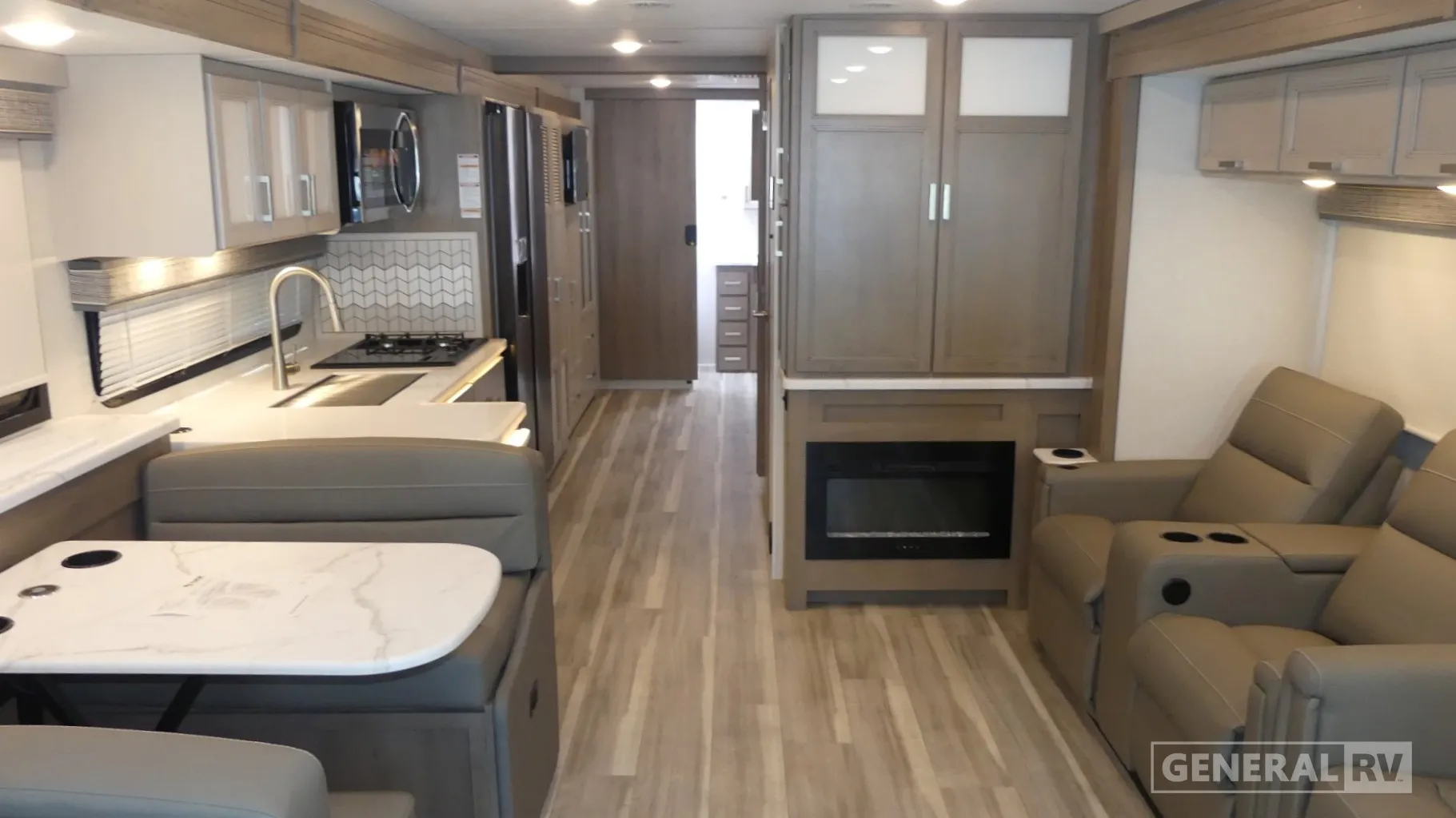2026 Thor Motor Coach Luminate HH36 - Photo 3