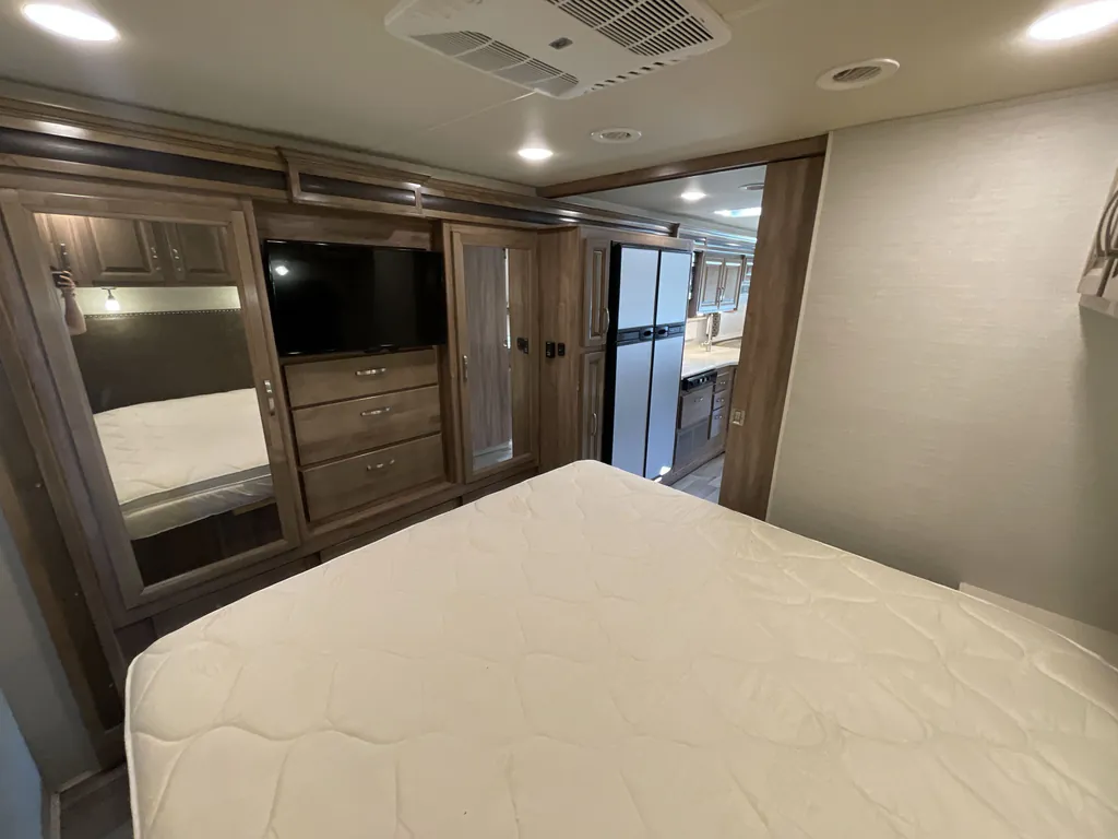 2019 Jayco Precept 29V, Photos photo 15