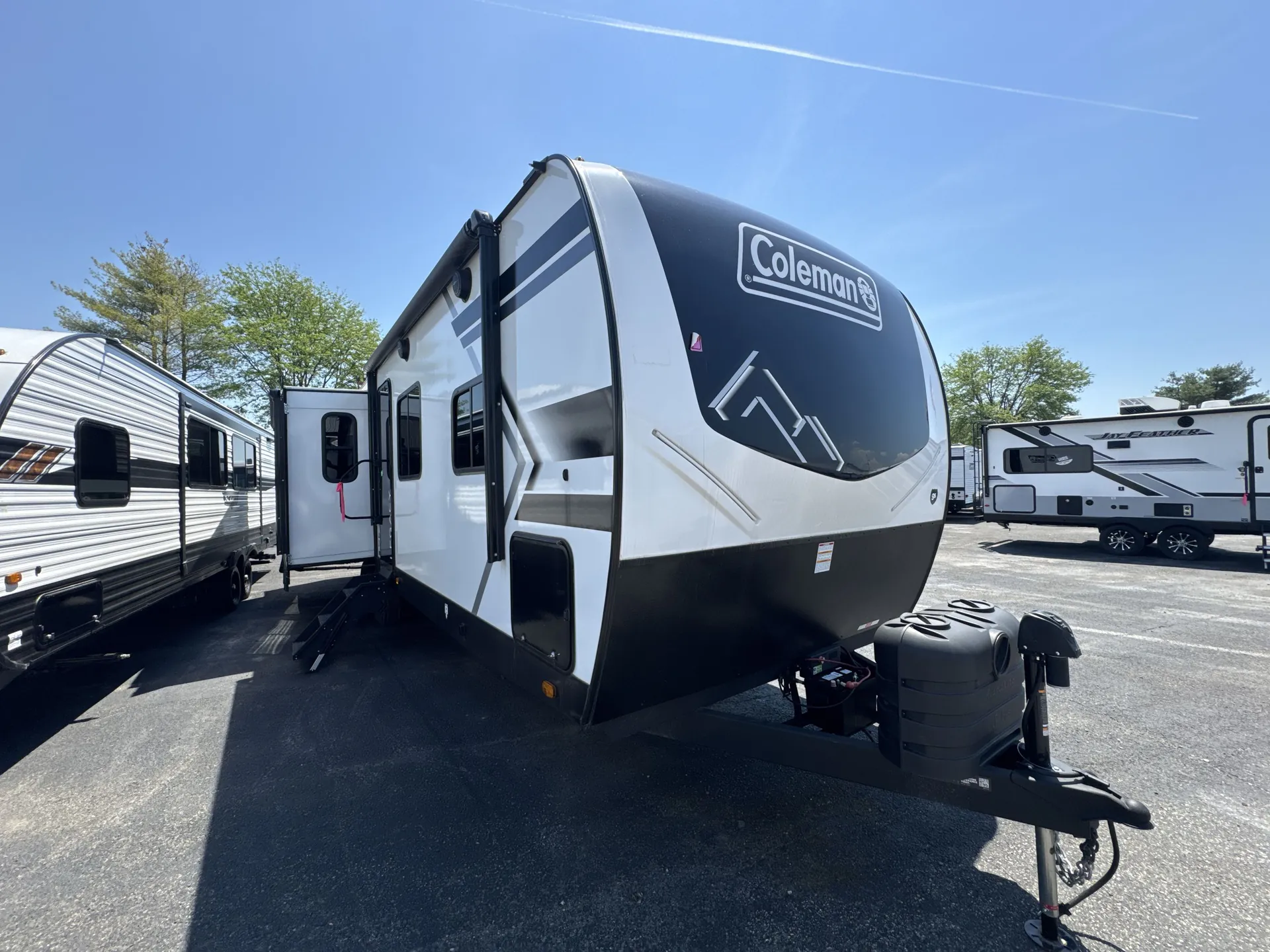 2026 Keystone Coleman Legacy 2950RL - Photo 2