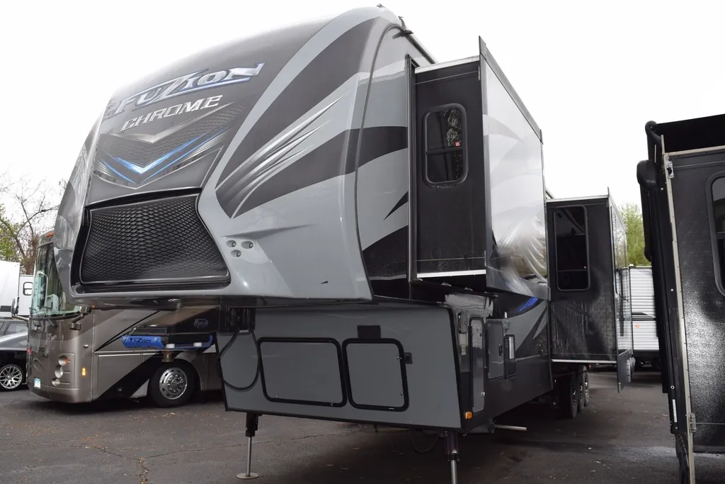 2016 Keystone Fuzion 403 - Photo 3