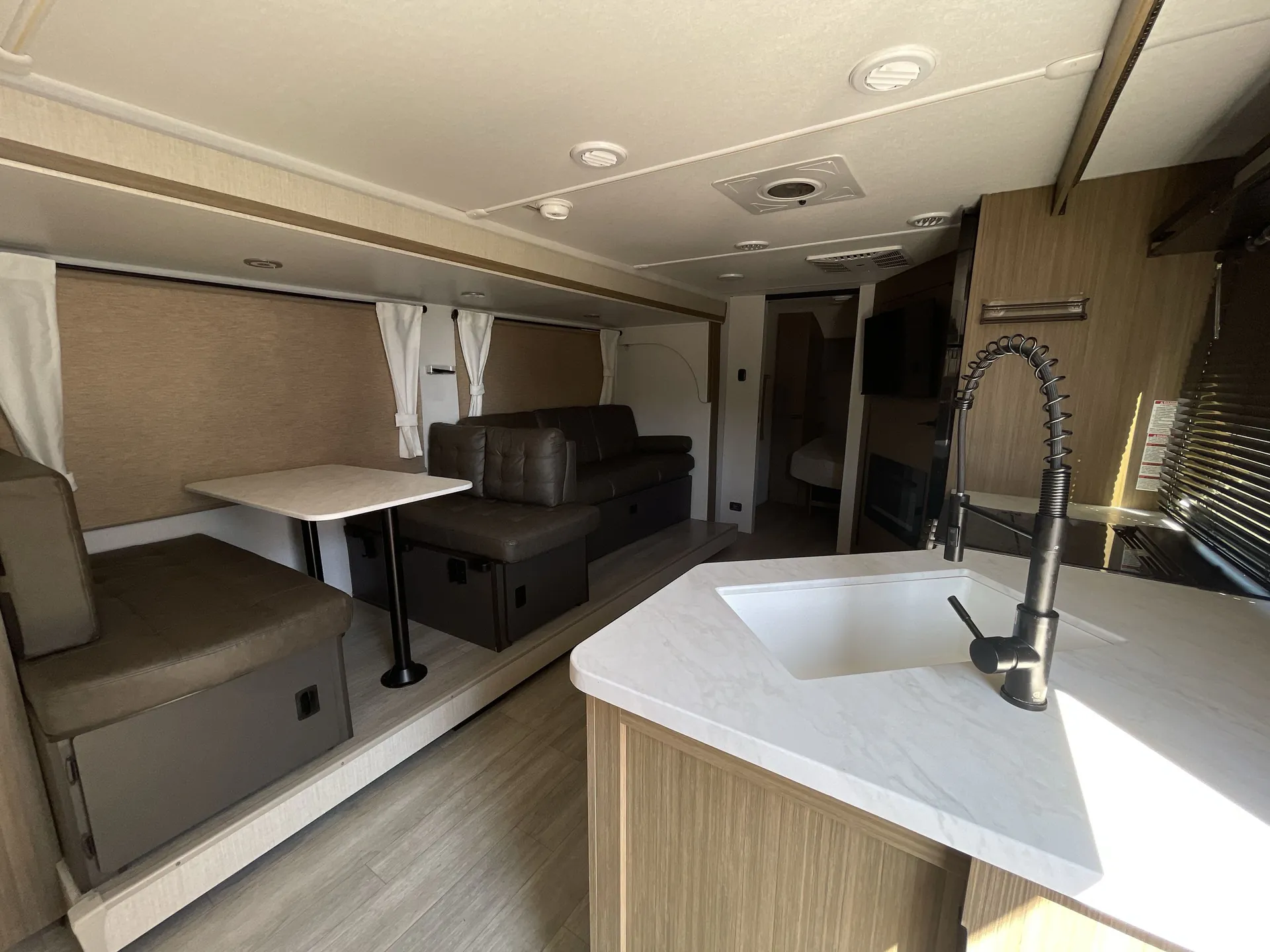 2025 Forest River Wildwood X-Lite 26ICE — living area main