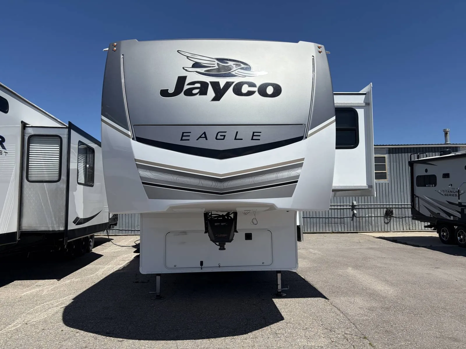 2027 Jayco Eagle 355MBQS - Photo 4