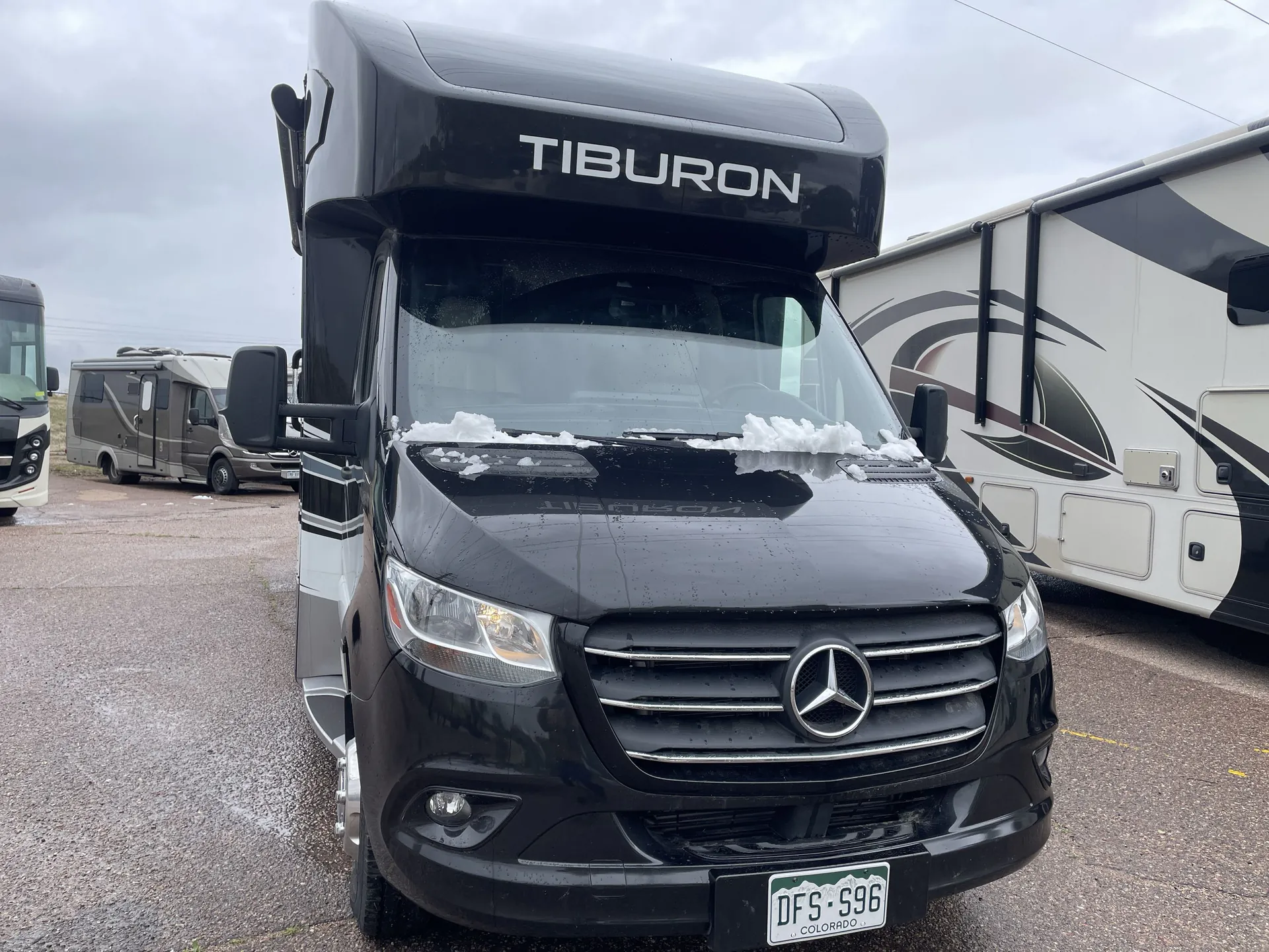 2024 Thor Motor Coach Tiburon 24XL - Photo 2