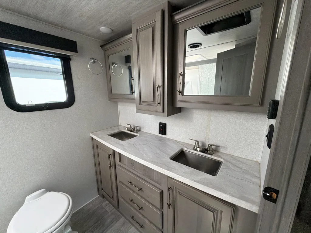 2021 Keystone Montana 3231CK, Photos photo 19