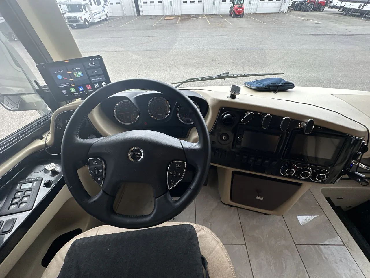 2018 Tiffin Phaeton 37 BH - Photo 4