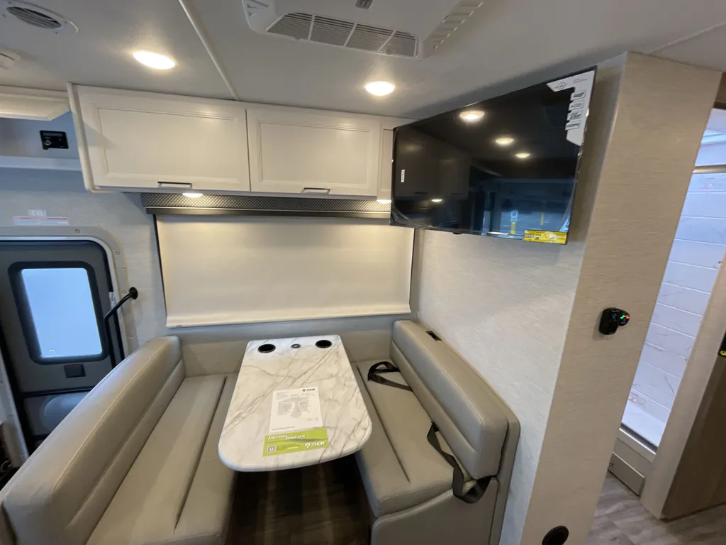 2026 Thor Motor Coach Freedom Traveler A29, Photos photo 14