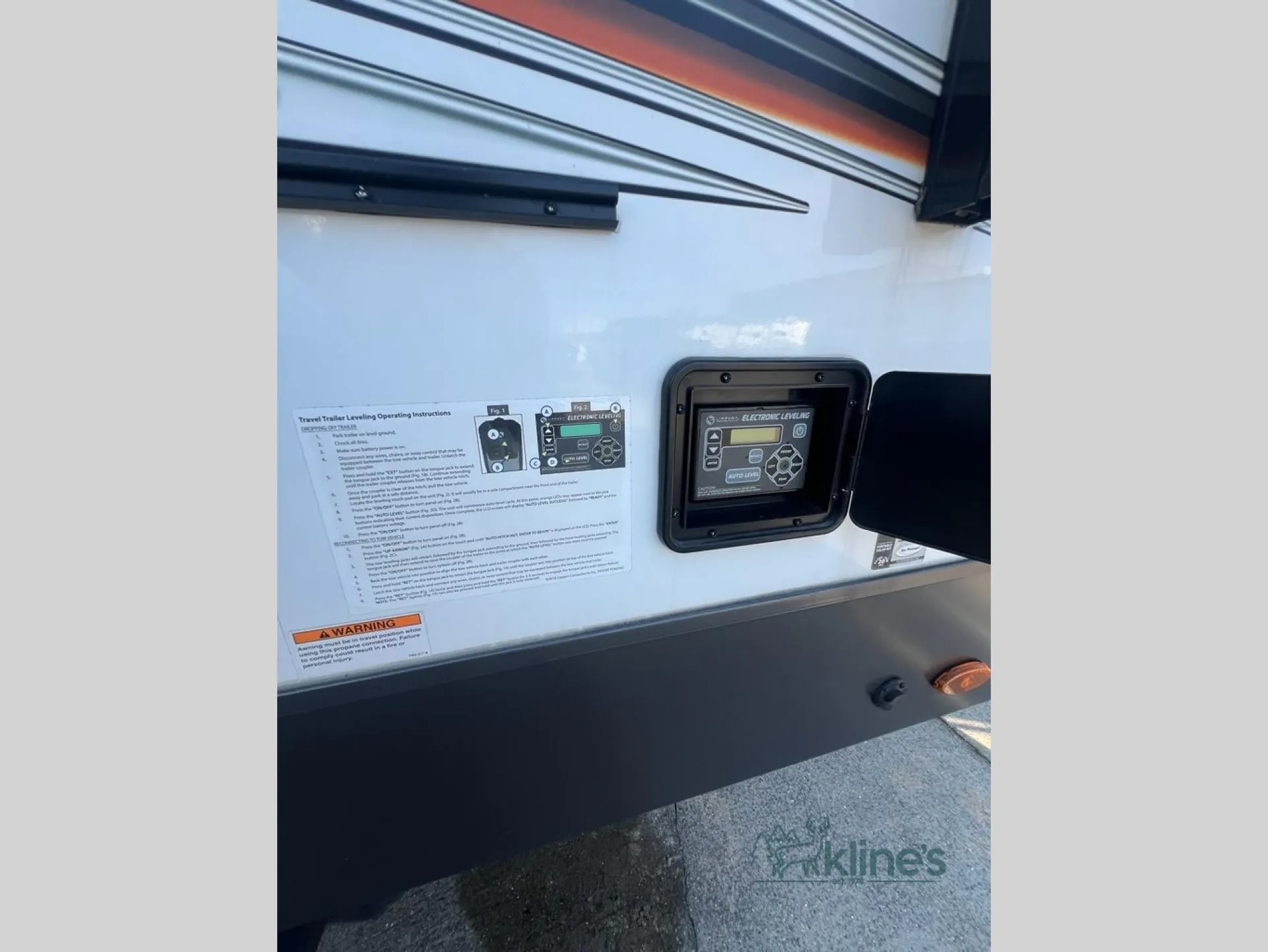 2022 Forest River Rockwood Signature Ultra Lite 8337RL - Photo 3