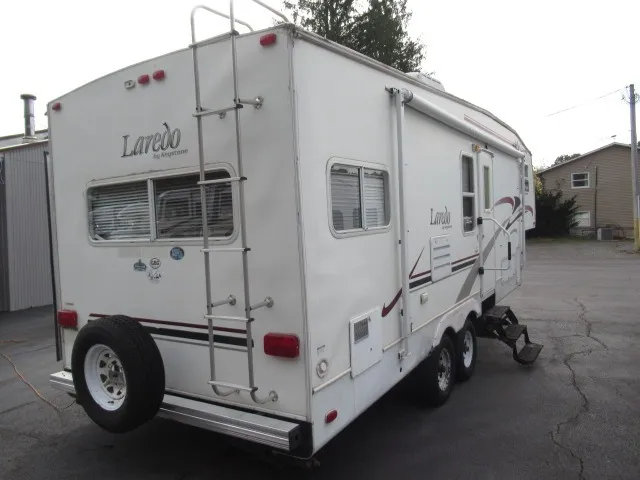 2003 Keystone Laredo 27RK - Photo 4
