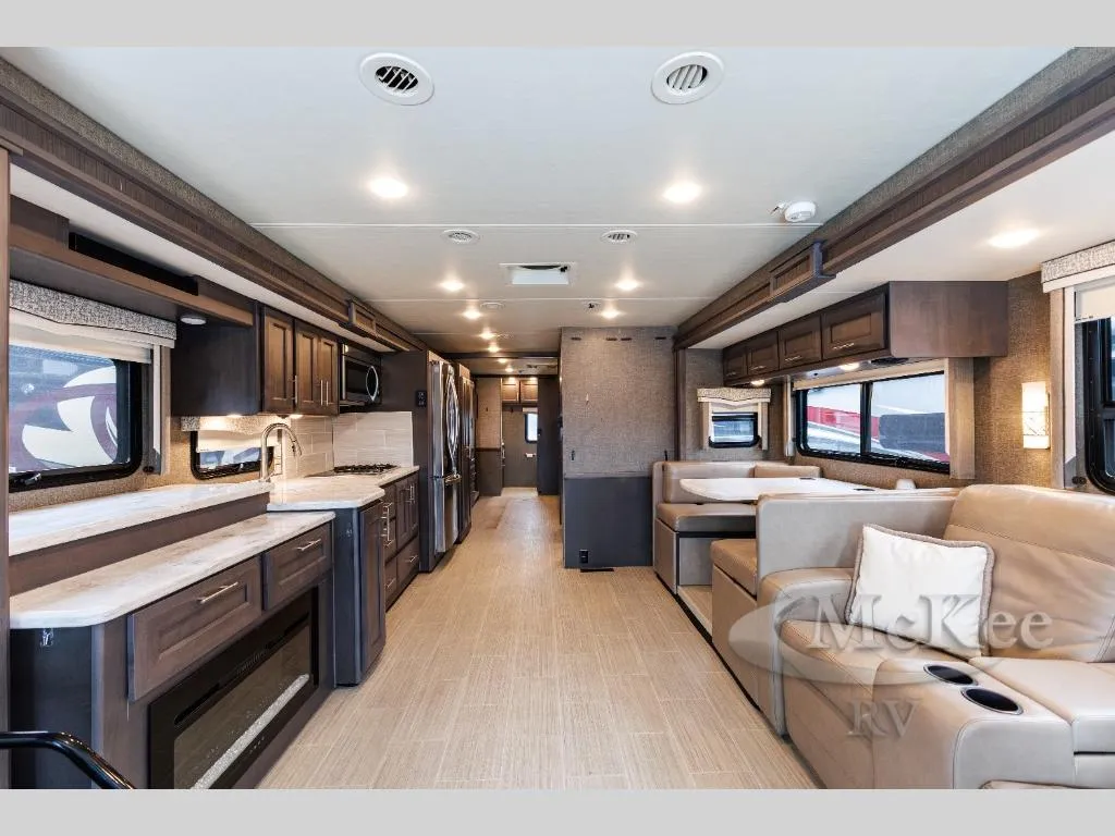 2022 Thor Motor Coach Challenger 37FH - Photo 4
