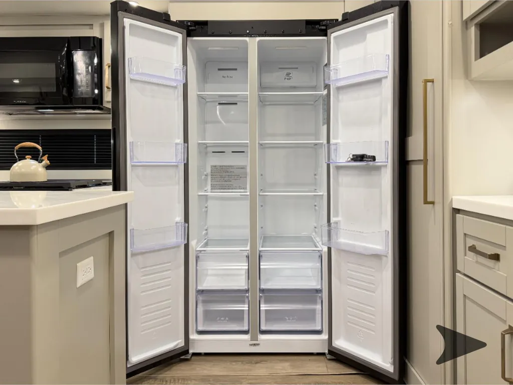 2025 Brinkley Model Z 3100, Photos photo 38