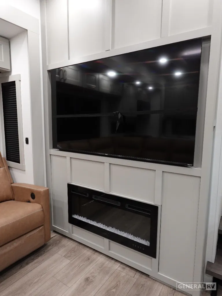 2025 Brinkley Model G 3250, Photos photo 24