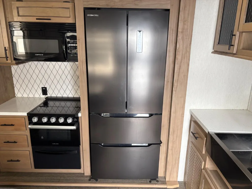 2023 Forest River Sabre 350RL, Photos photo 16