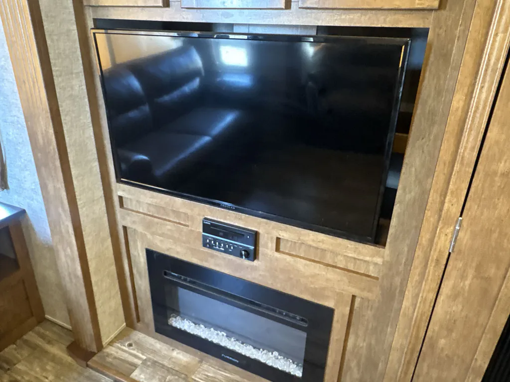 2019 Forest River Sabre 36BHQ, Photos photo 14
