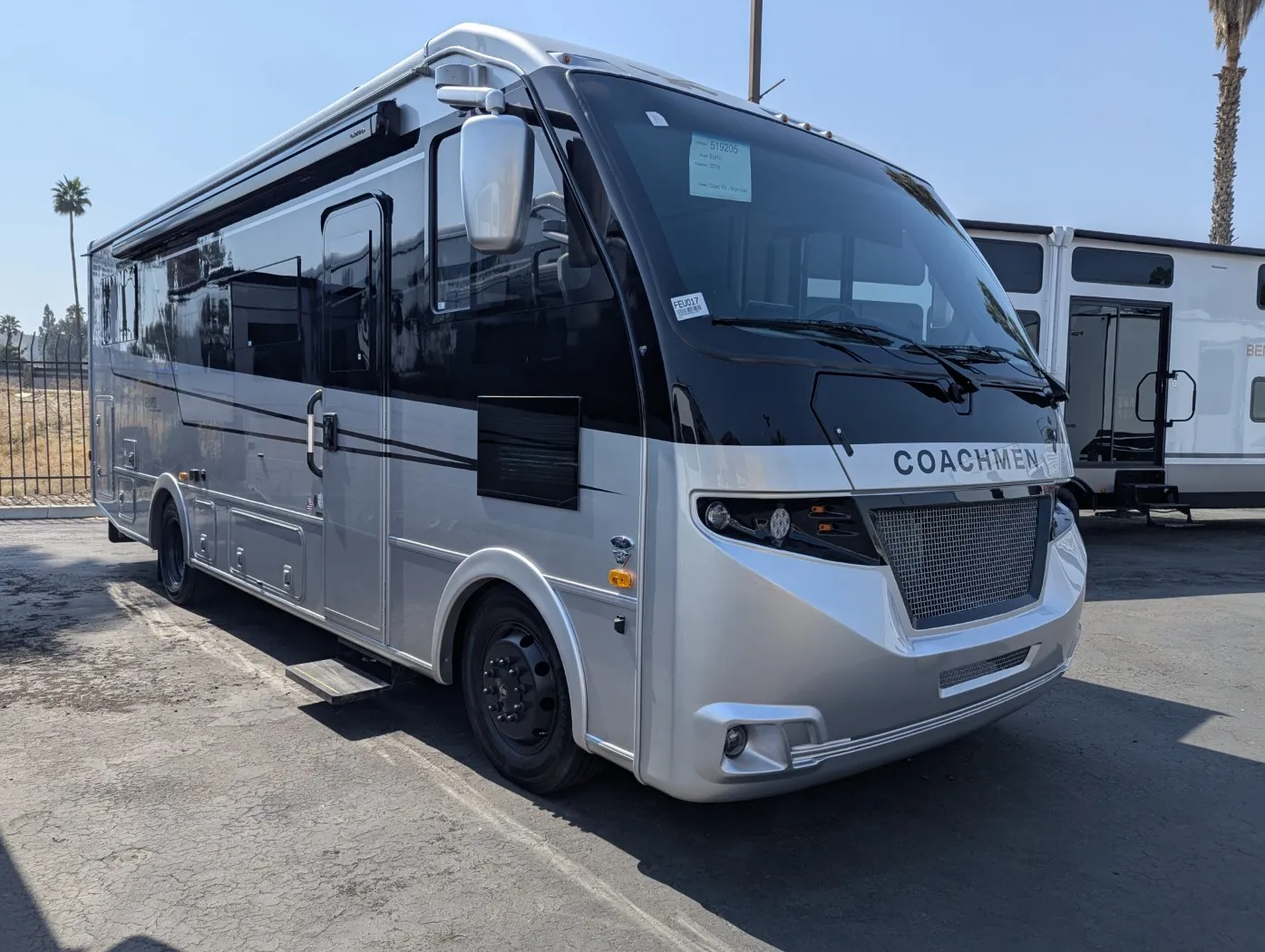 2026 Coachmen Euro 25TB - Photo 2