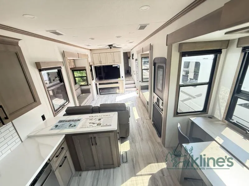 2026 KZ Durango Gold 391RKF - Photo 3