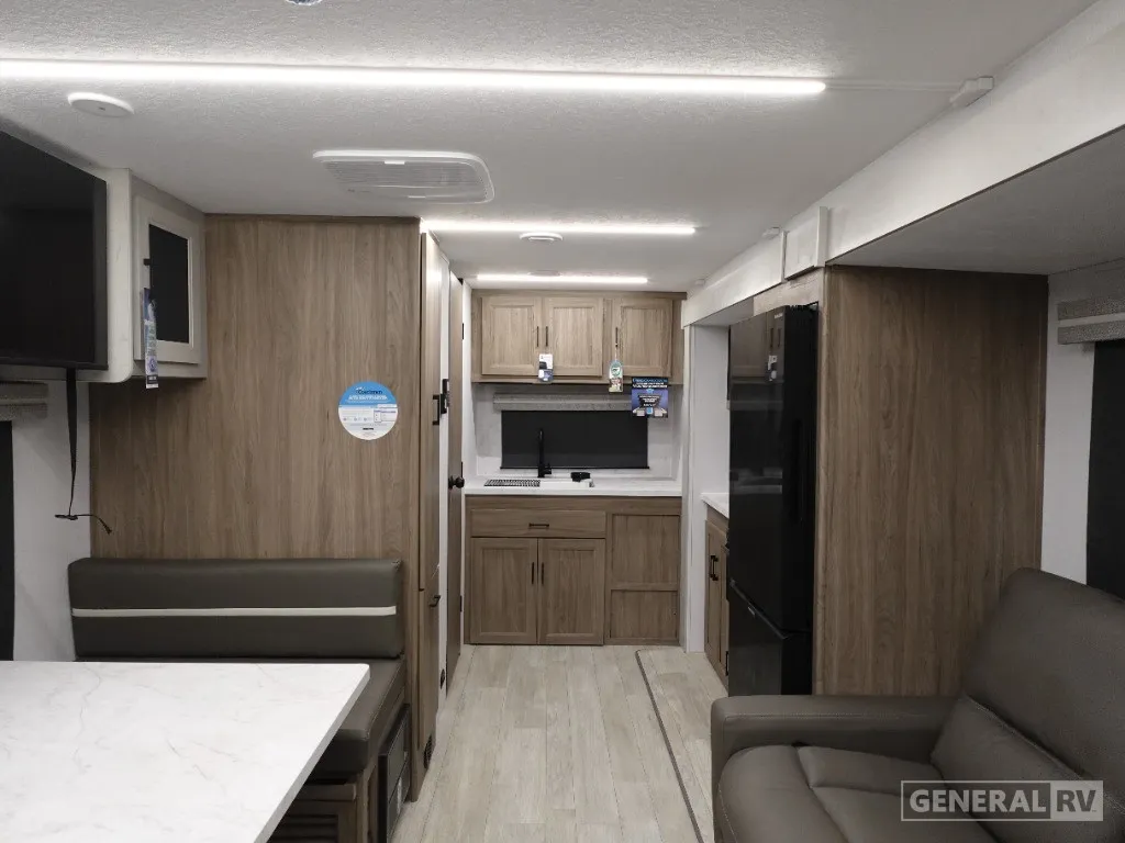 2025 Coachmen Freedom Express Ultra Lite 22MLS - Photo 3