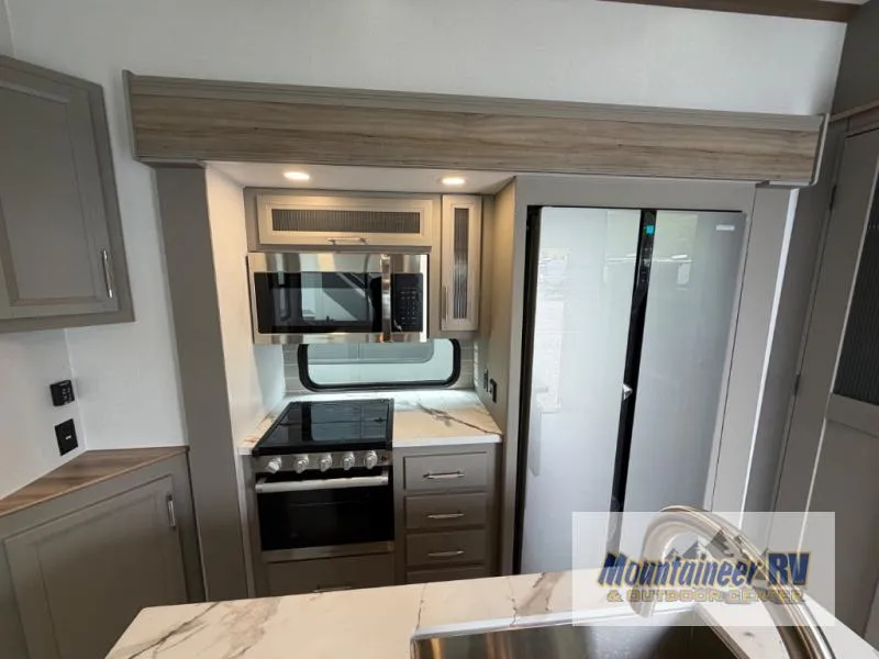 2026 Keystone Sprinter 3800FLB - Photo 4