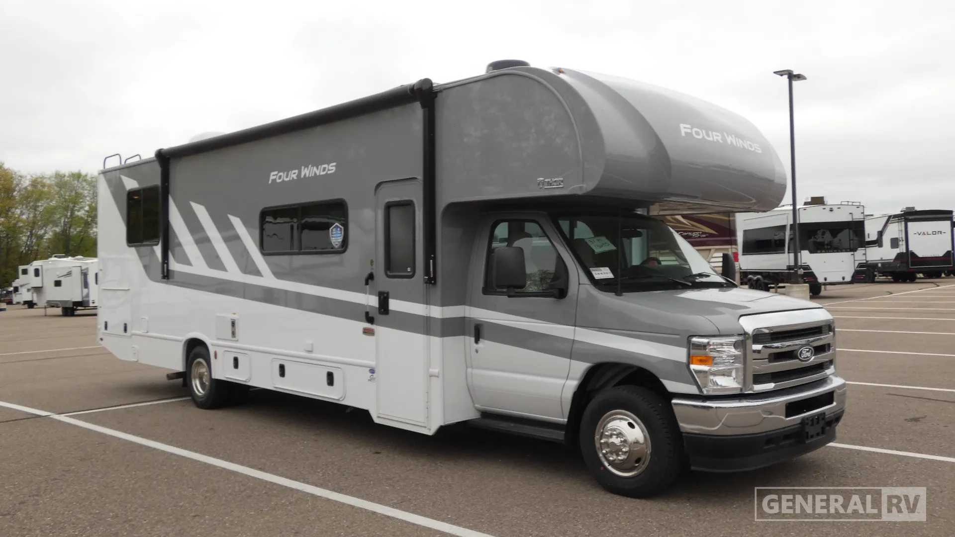 2026 Thor Motor Coach Four Winds 31H - Photo 2