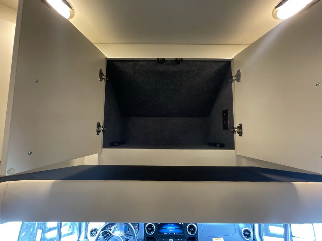 2020 Tiffin Wayfarer 25 RW, Photos photo 14