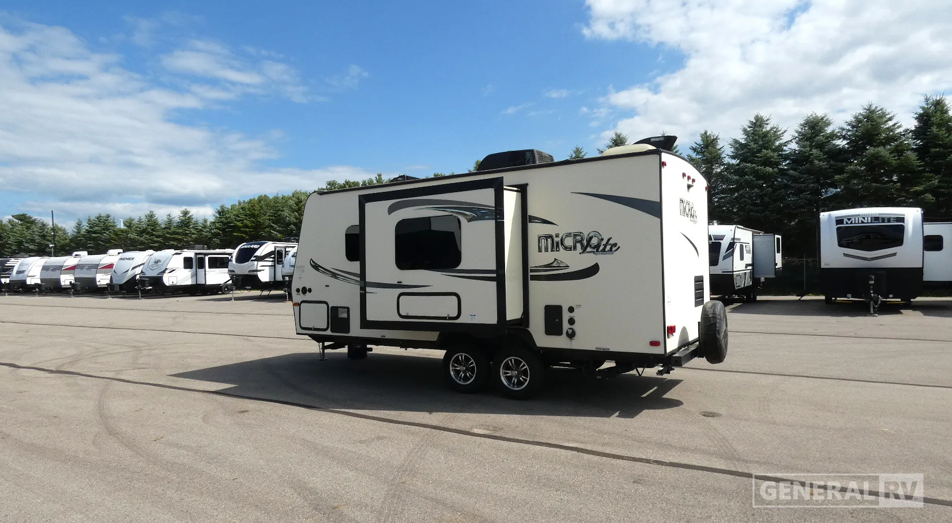 2016 Forest River Flagstaff Micro Lite 21FBRS - Photo 4