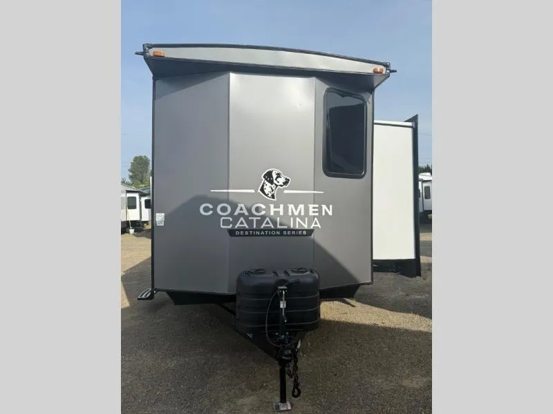 2025 Coachmen Catalina Destination Series 40BHTS - Photo 3