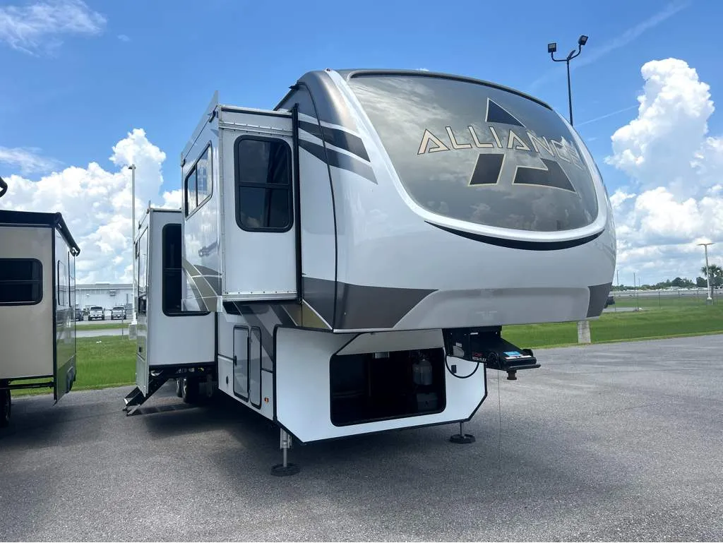 2022 Alliance RV Paradigm 385FL - Photo 2