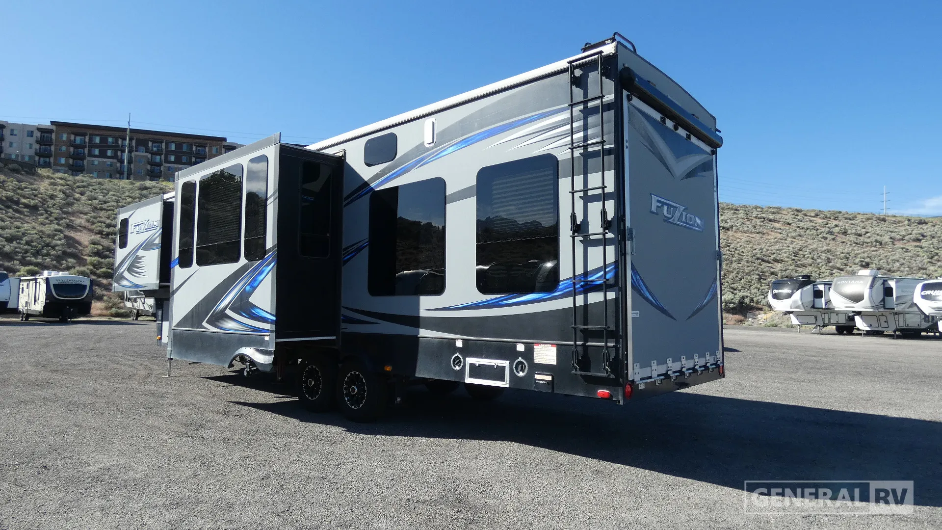 2015 Keystone Fuzion 325 - Photo 4