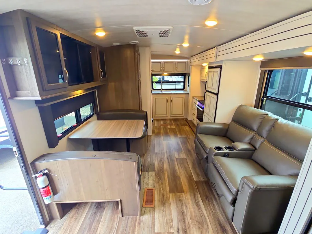 2022 Keystone Cougar Half-Ton 22MLS - Photo 3
