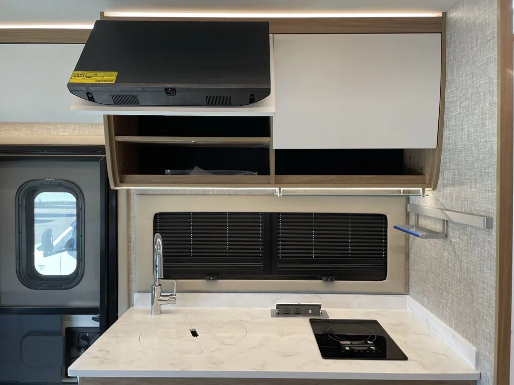 2026 Tiffin Wayfarer 25 XLW, Photos photo 20