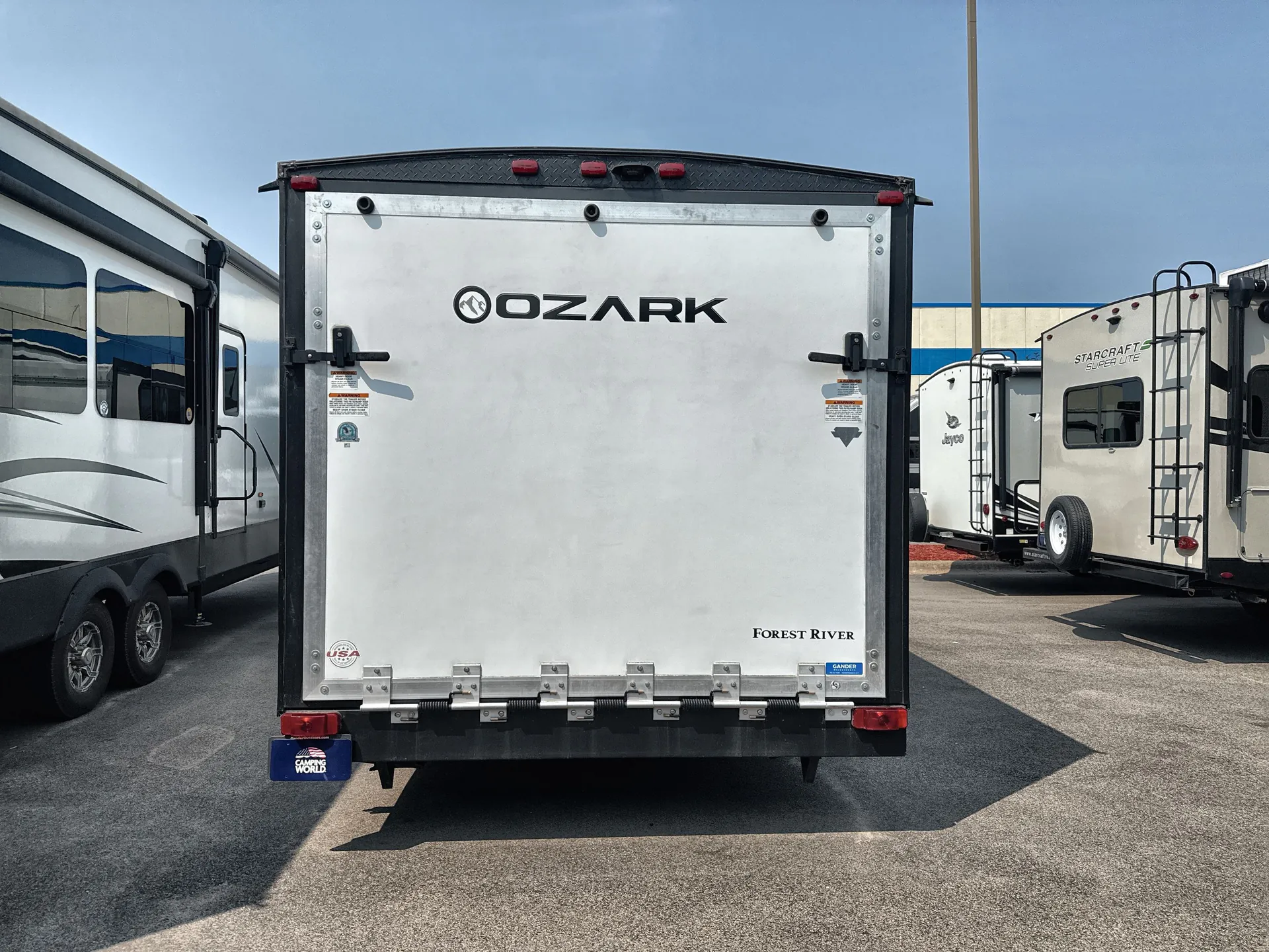 2021 Forest River Ozark 2700TH — backside
