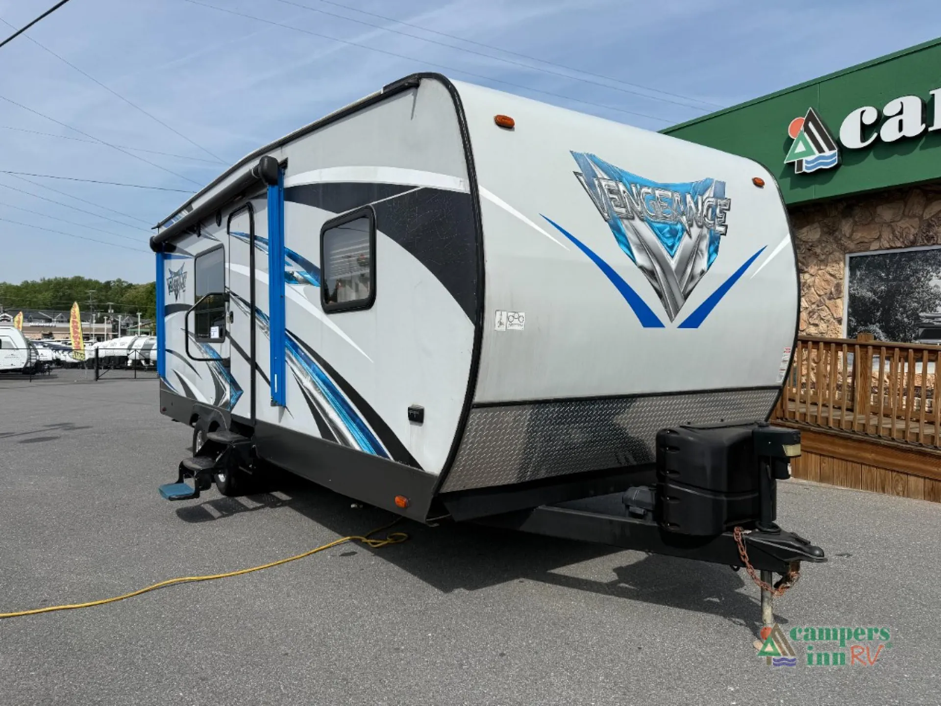 2018 Forest River Vengeance 23FB13 - Photo 2