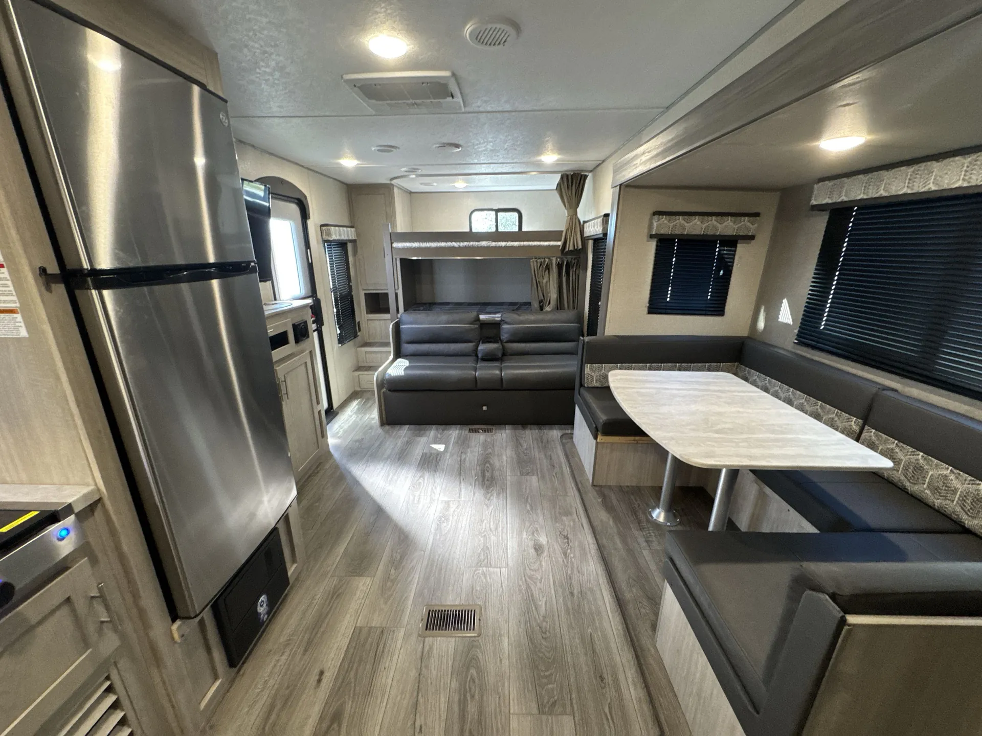 2023 Coachmen Catalina Summit Series 8 271DBS - Photo 3