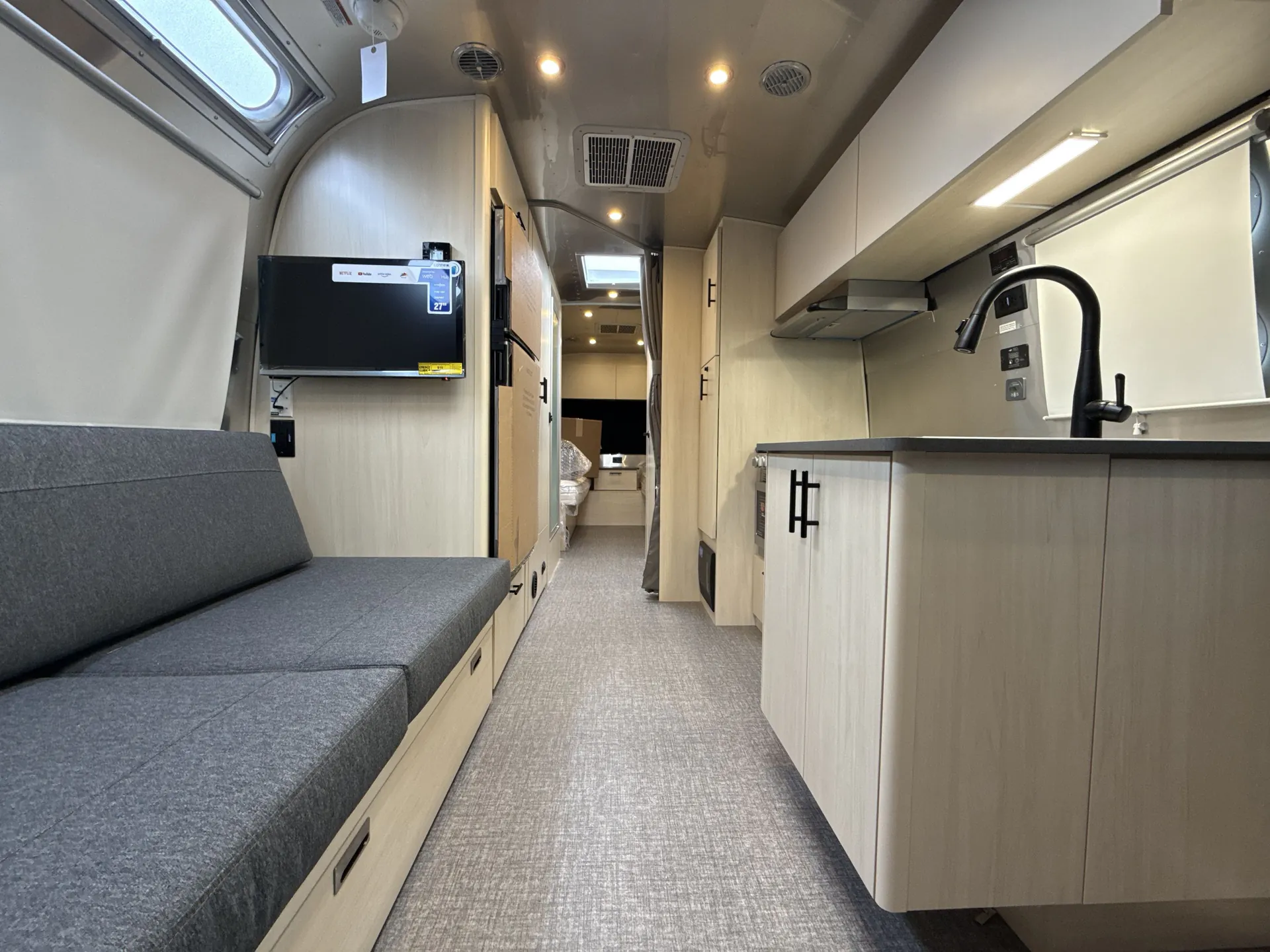 2026 Airstream Midnight Flamingo 27FB — living area main