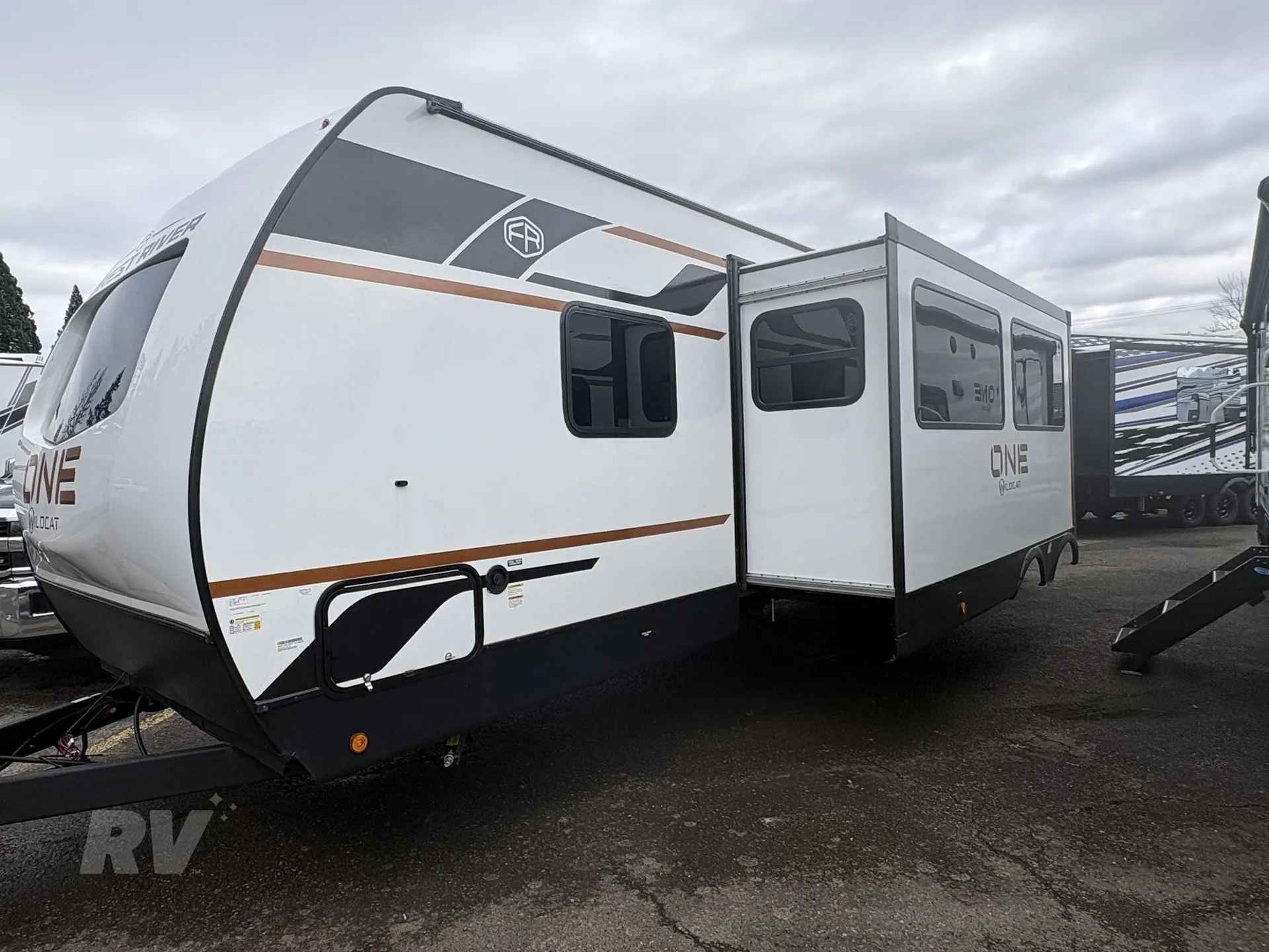 2026 Forest River Wildcat ONE 281QBEDS — Photo 5