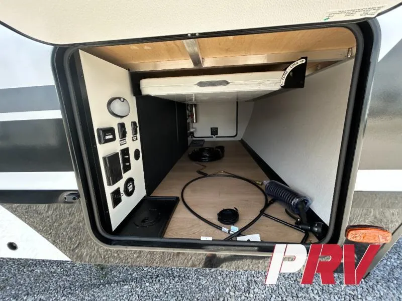 2027 Alliance RV Delta 252RL - Photo 3