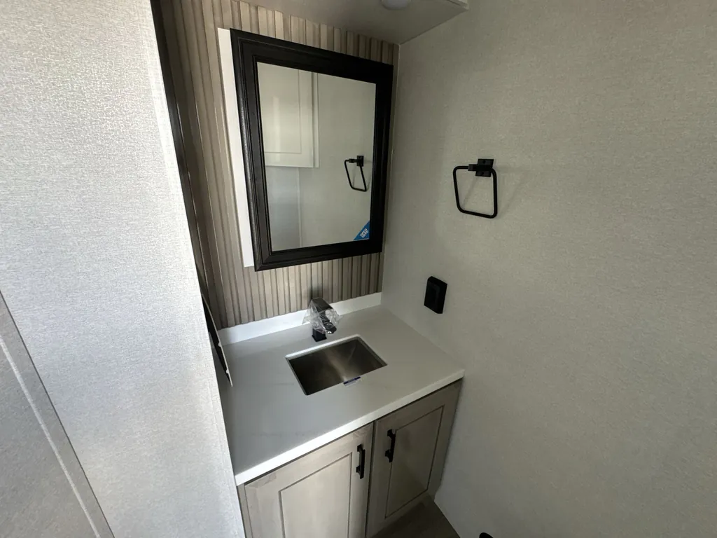 2027 Jayco Pinnacle 36FBTS, Photos photo 20
