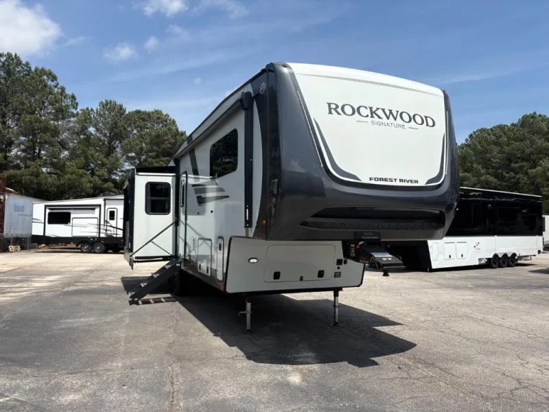 2026 Forest River Rockwood Signature 361RL - Photo 2