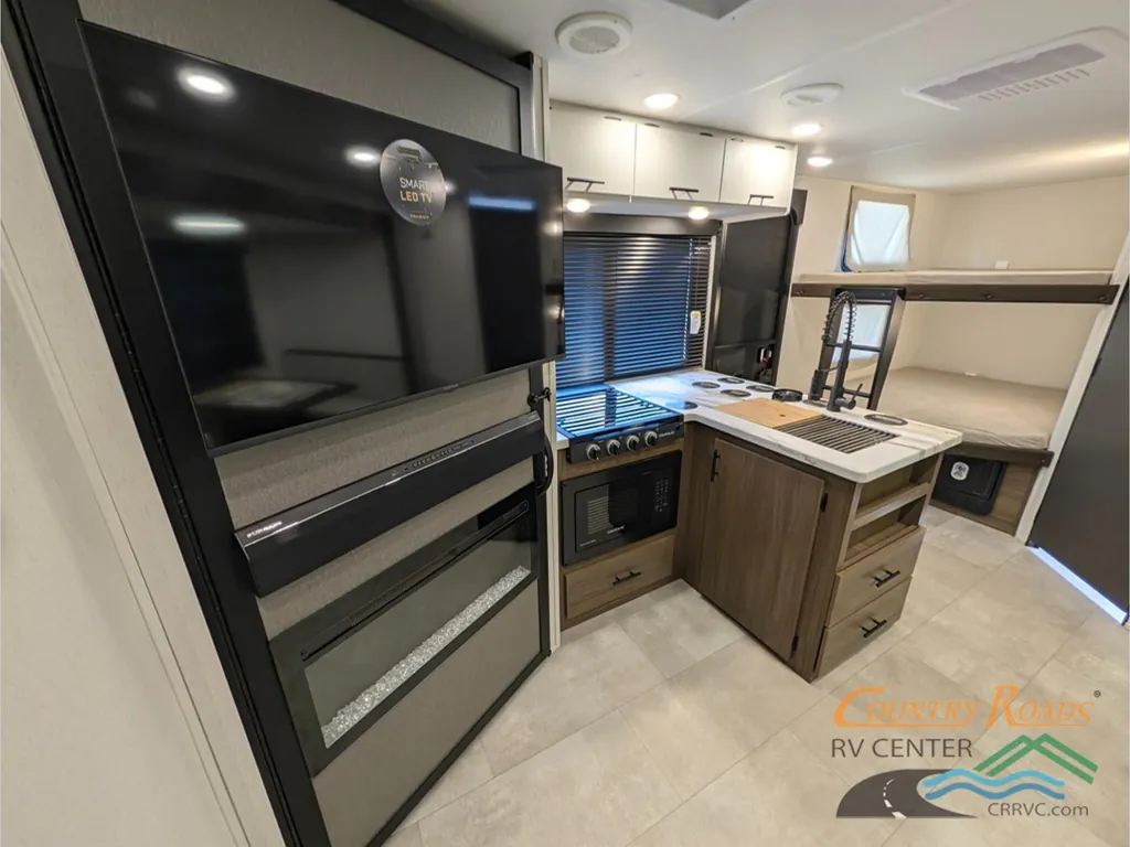 2027 Forest River Tracer 230BH, Photos photo 13