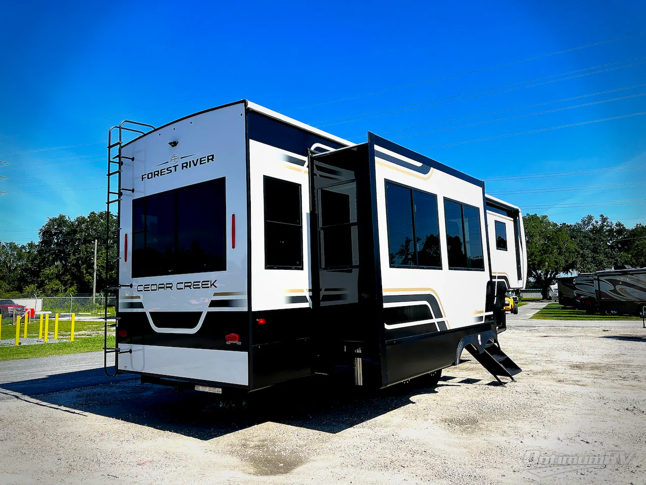 2027 Forest River Cedar Creek 290RL - Photo 4
