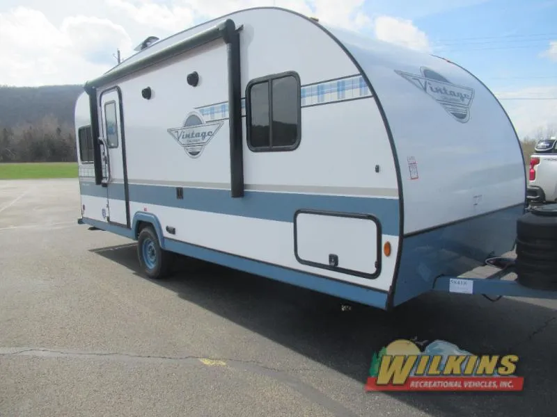 2026 Gulf Stream RV Vintage Cruiser 19ERD - Photo 2