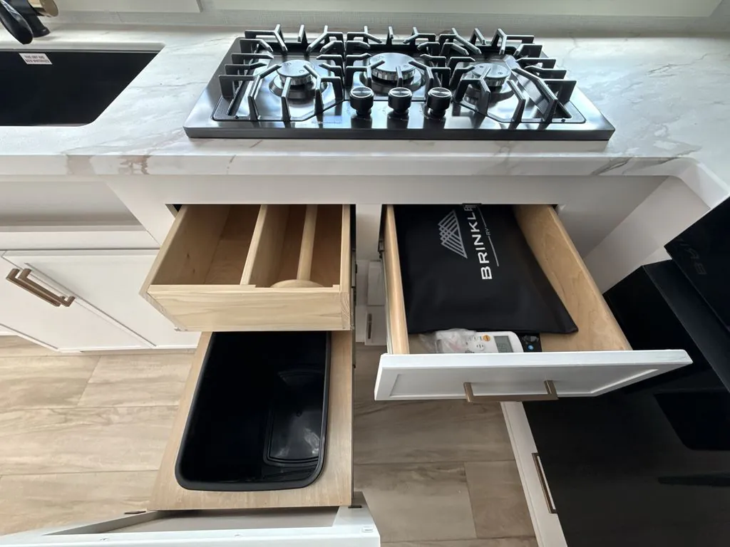 2026 Brinkley Model Ix 20X, Photos photo 41