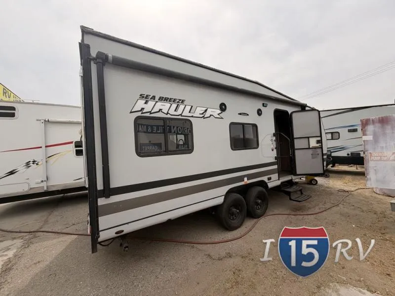 2021 Pacific Coachworks Sea Breeze 22FSB - Photo 4
