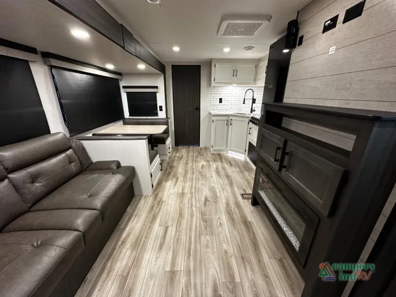 2026 Venture RV Campbound Platinum 261CRB - Photo 4
