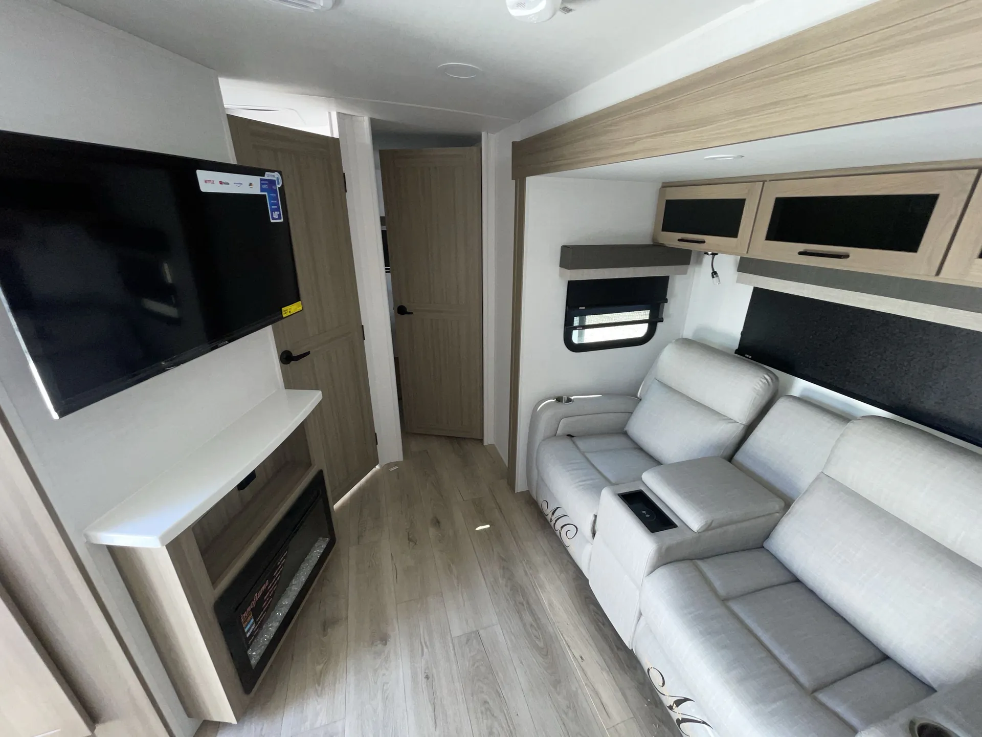 2027 Forest River Rockwood Ultra Lite 2608BS — living area main