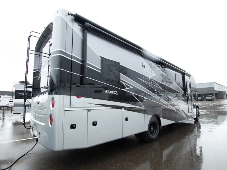2025 Jayco Seneca 37M - Photo 4
