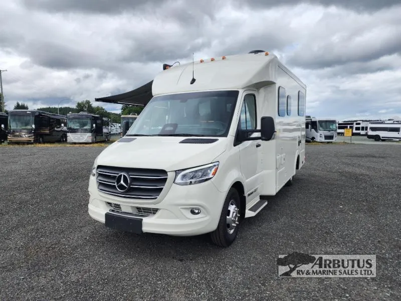 2025 Pleasure-Way Plateau XLRB Used    Std. Model - Main photo