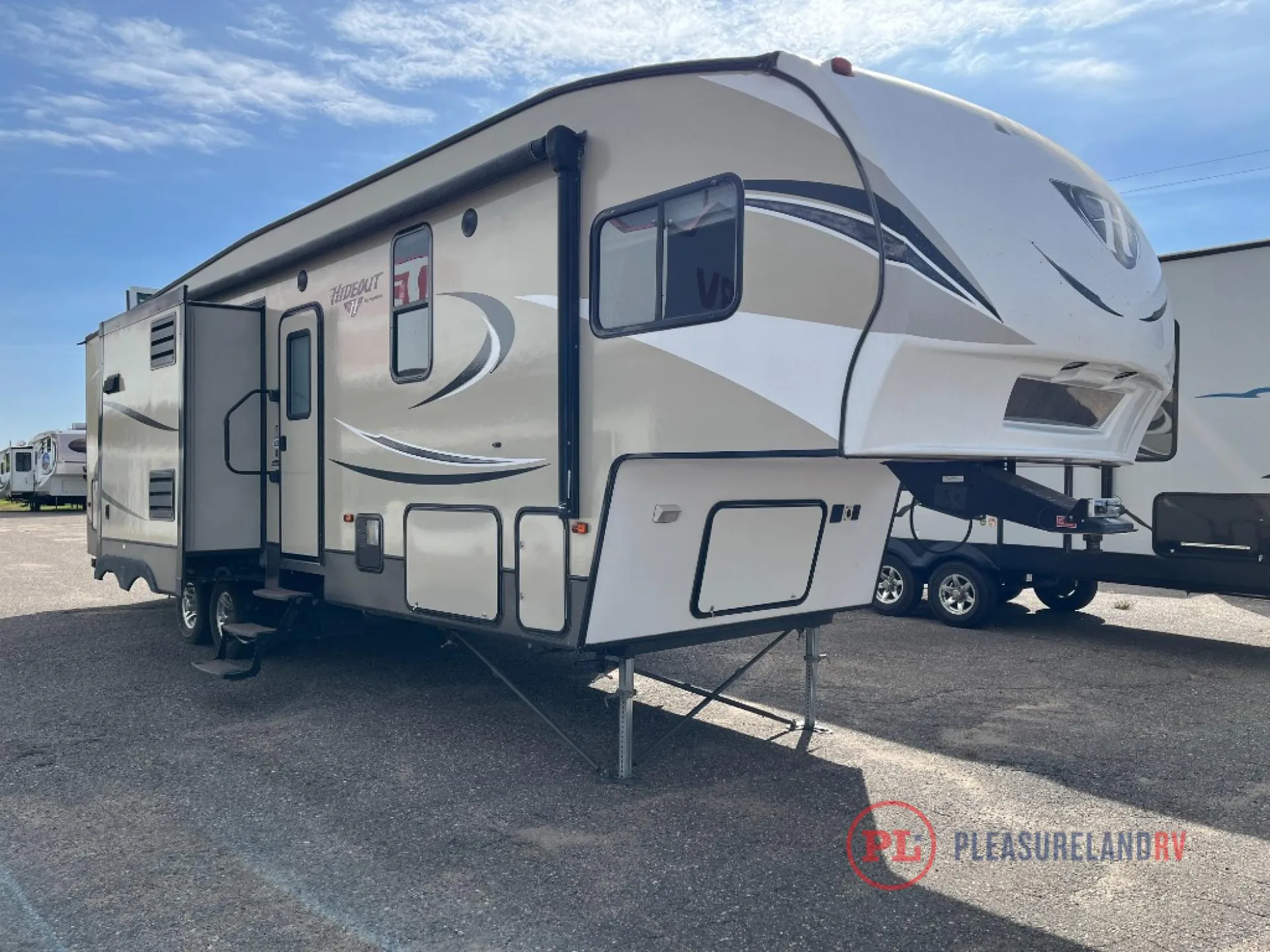 2017 Keystone Hideout 298BHDS — Photo 1