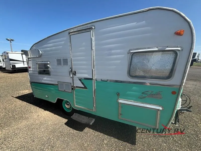 2015 Shasta RVs Airflyte Used    16 - Photo 3